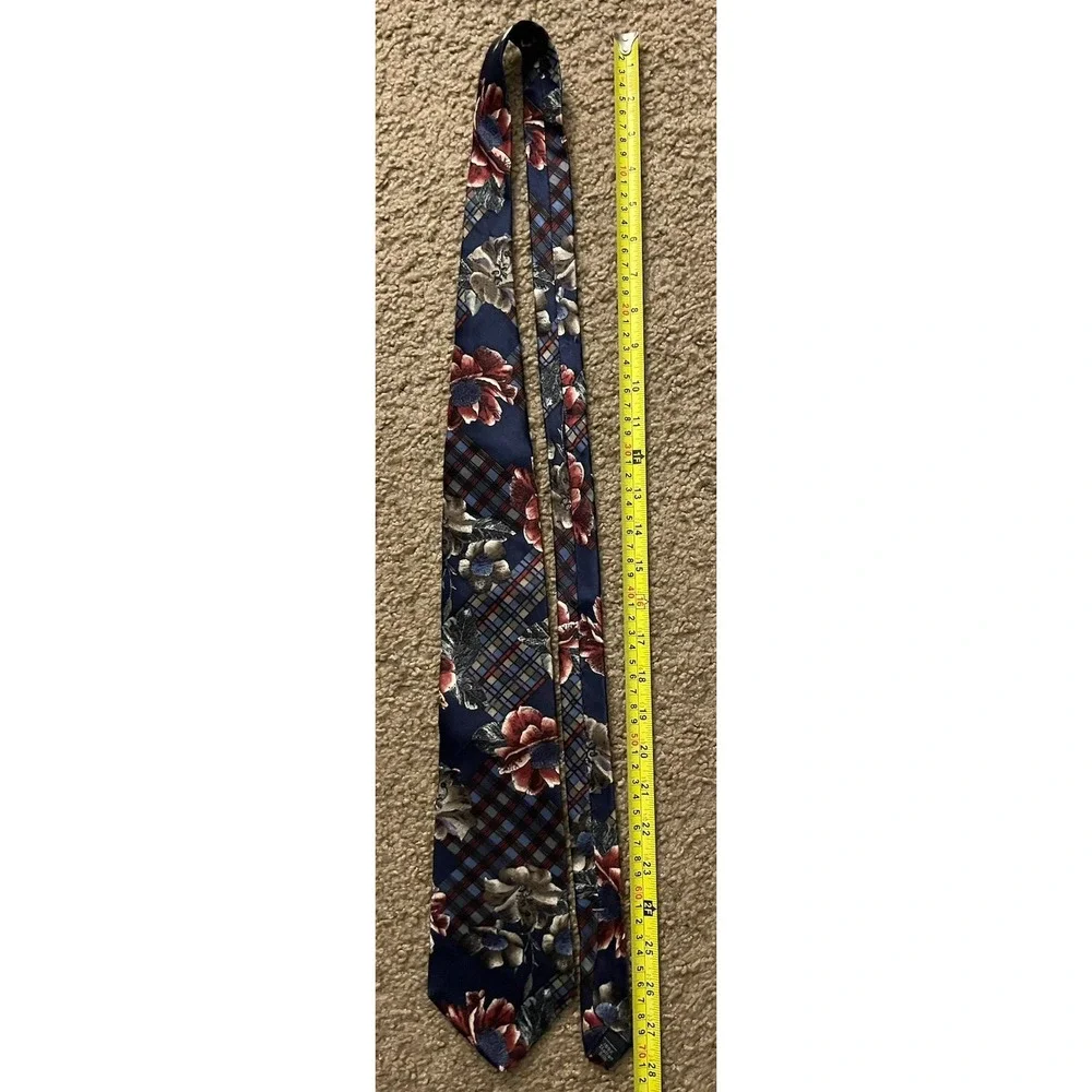 Halston III Neckwear Tie Multicolor Floral Plaid Contrasting Pattern Silk JBHS